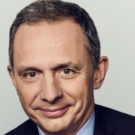 PayPal Appoints HP's Enrique Lores as New CEO Amid Performance Concerns and Market Challenges