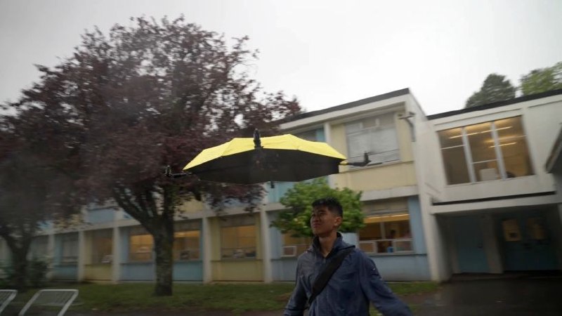 Engineer Develops Autonomous Flying Umbrella Drone with AI-Powered Tracking