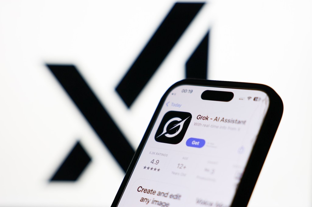 xAI Faces Brain Drain: Nearly Half of Founding Team Departs Amid Critical Growth Phase