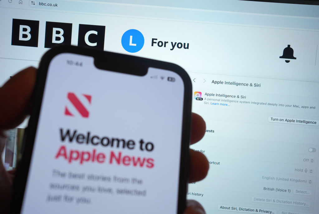 FTC Investigates Apple News Over Alleged Political Bias in Content Curation