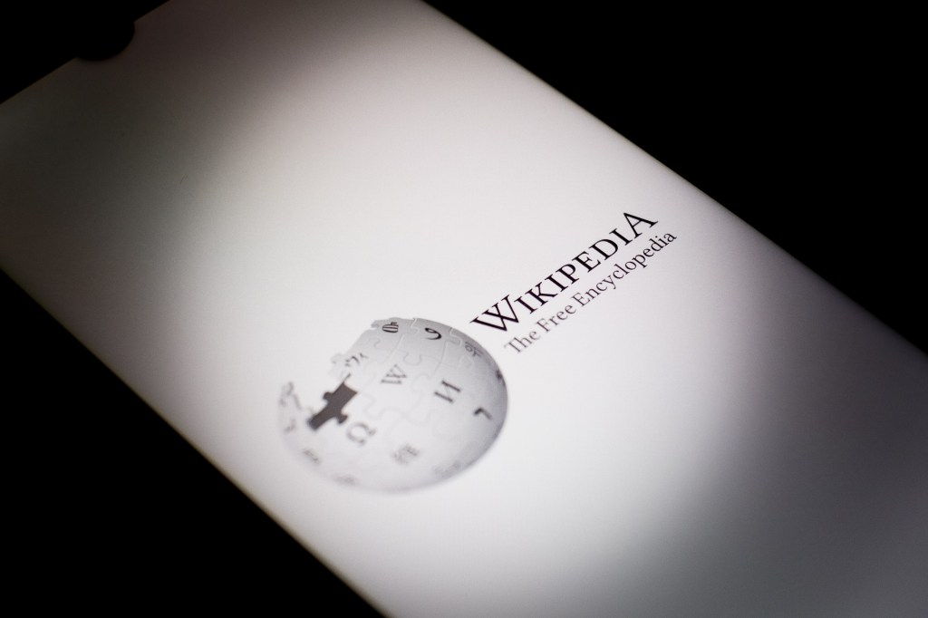 Wikipedia Blacklists Archive.today Following DDoS Attack and Content Manipulation Allegations
